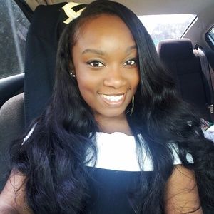 Meet your Posher, Chrystal